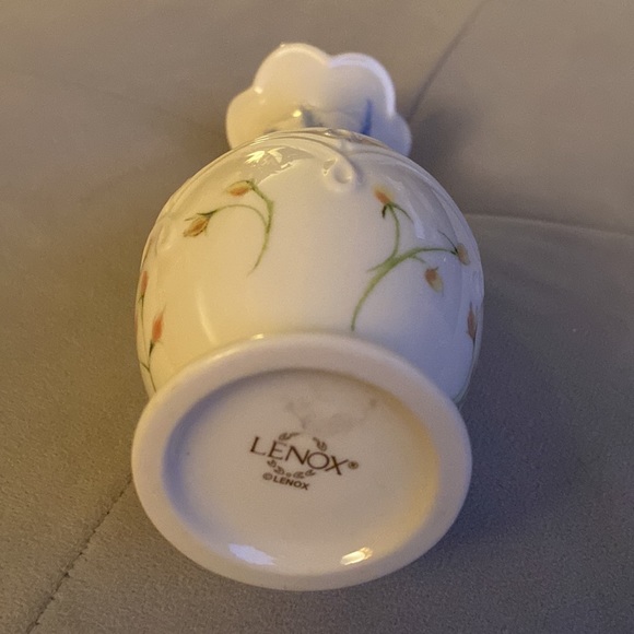 Vintage LENOX Bud FLORAL Vase lavender - Picture 10 of 11